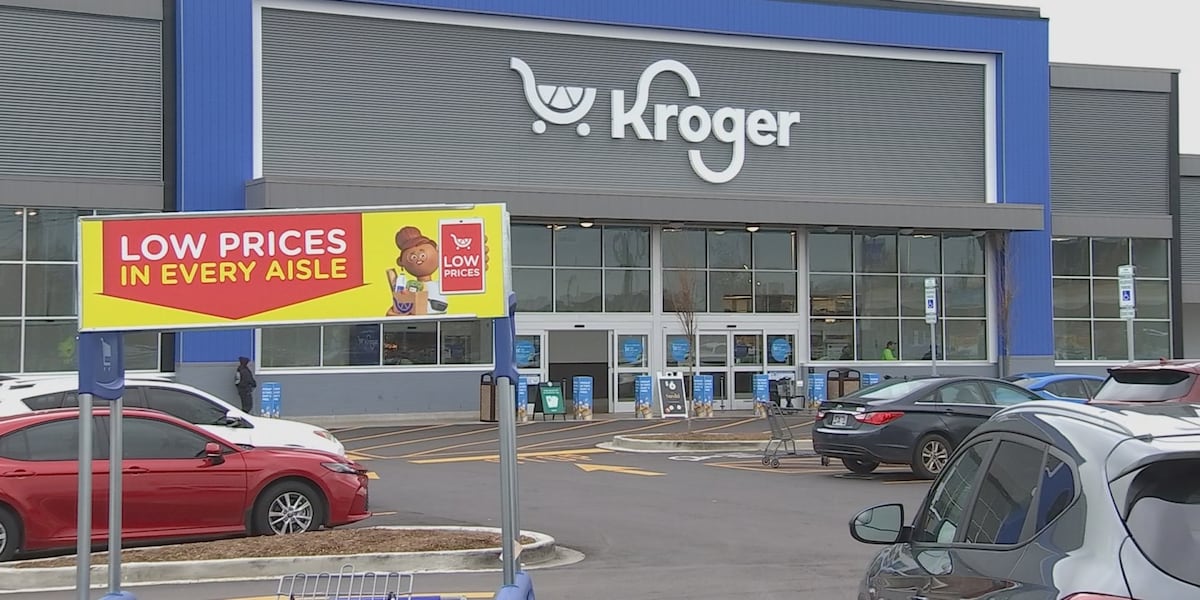 Kroger to lay off 3,000 employees as it leans into artificial intelligence Kroger to lay off 3,000 employees as it leans into artificial intelligence