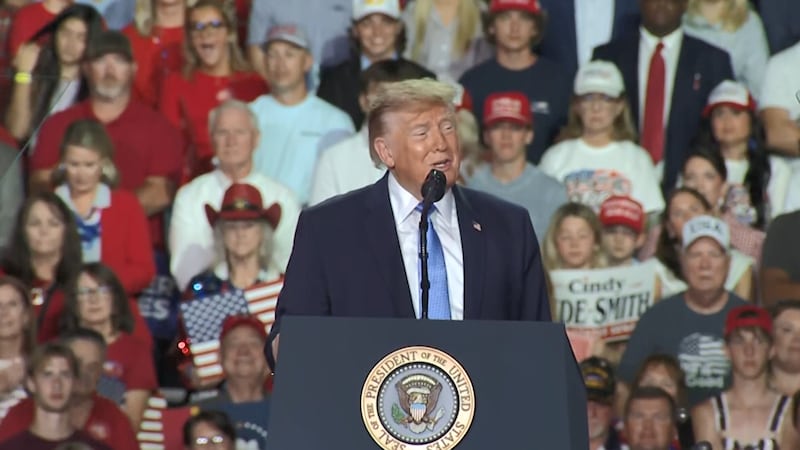 President Trumps speaks to supporters and voters in Corinth, Mississippi.