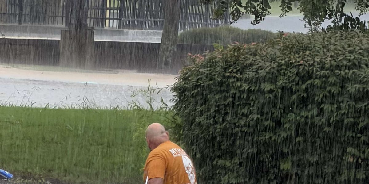 Heavy rain leads to flash flooding throughout Jackson