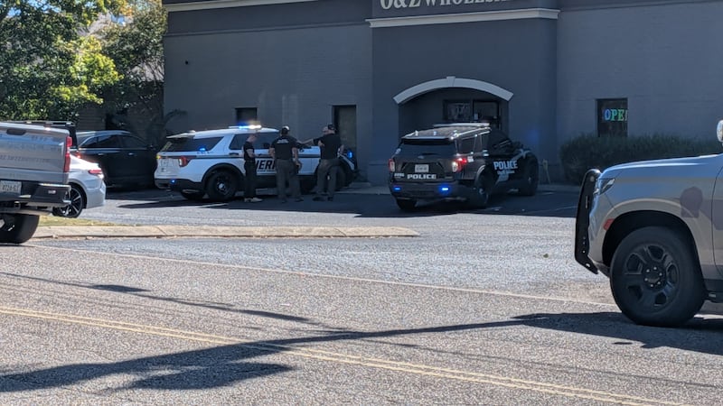 Police presence at O&Z Wholesale in Jackson.