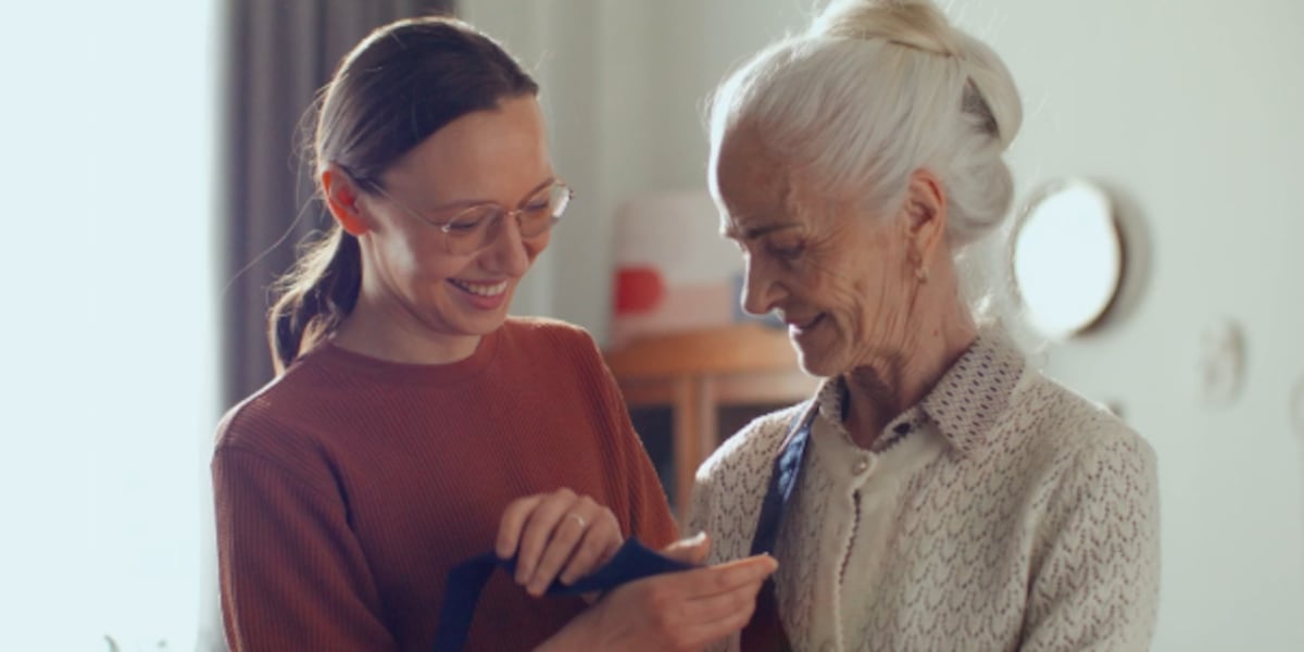 World Alzheimer’s Day Sheds Light On Early Symptoms, Caregiver Support